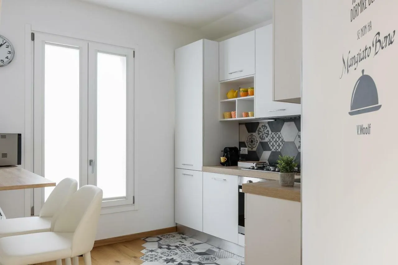 Apartment Spazio M&M Via Augusto Anfossi 10 Mailand